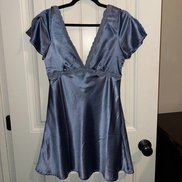 LA Hearts Blue Satin Mini Dress Size M- WORN ONCE - Picture 1 of 4